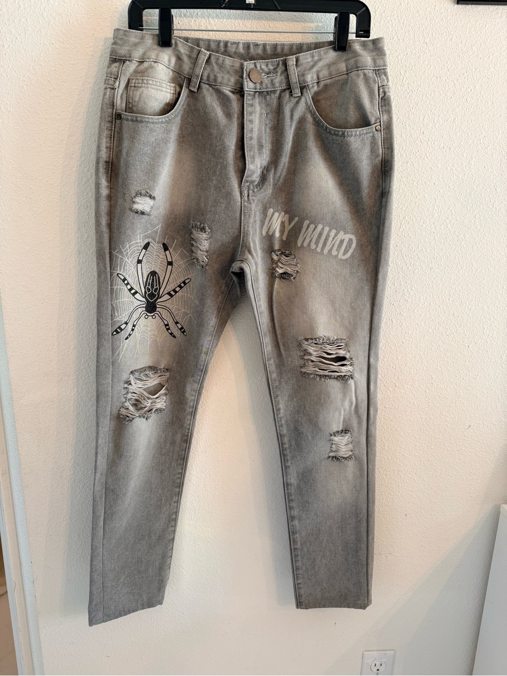 Light Gray Denim Jeans with Subtle Fading